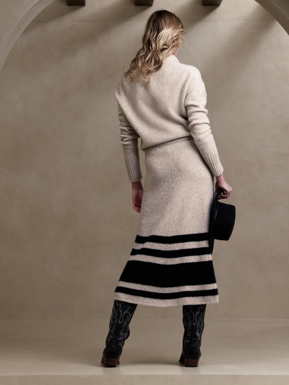 BANANA REPUBLIC Tulsi Blanket Stripe Wool Yak Blend Midi Sweater Skirt, Size S - Picture 2 of 12